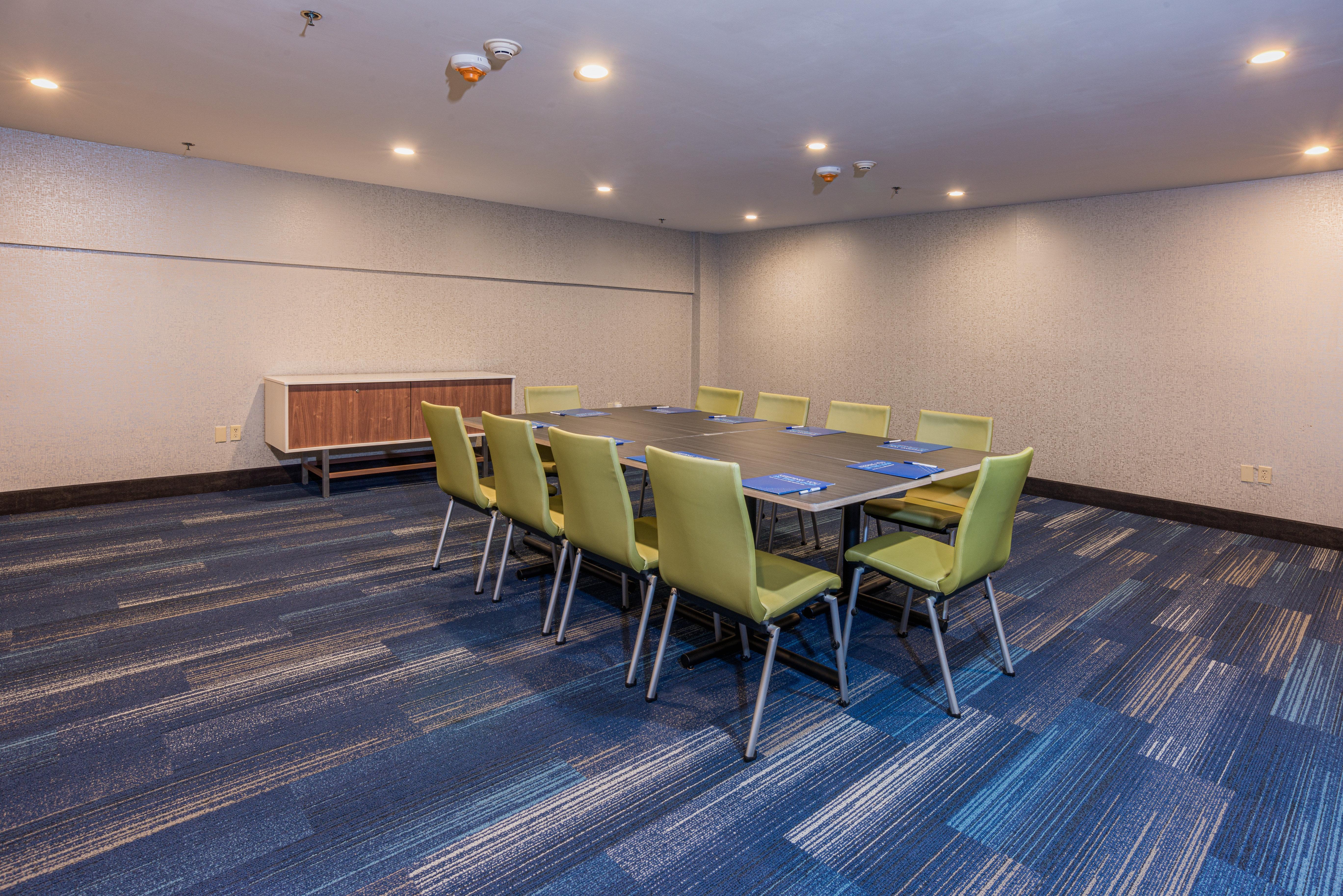 Holiday Inn Express Hotel & Suites Swansea By Ihg Εξωτερικό φωτογραφία