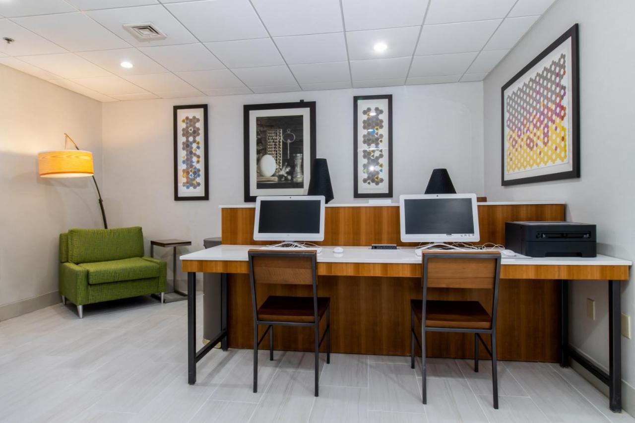 Holiday Inn Express Hotel & Suites Swansea By Ihg Εξωτερικό φωτογραφία