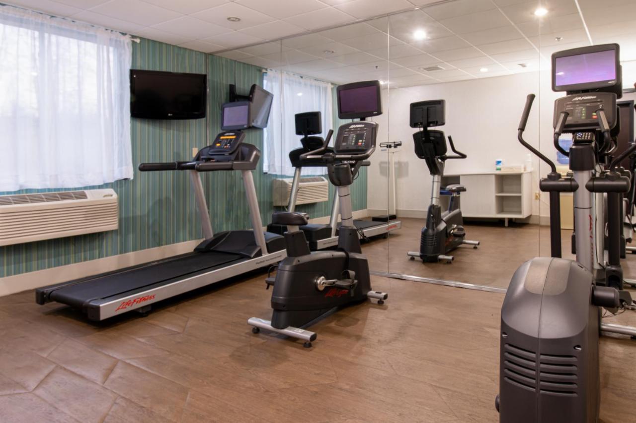 Holiday Inn Express Hotel & Suites Swansea By Ihg Εξωτερικό φωτογραφία