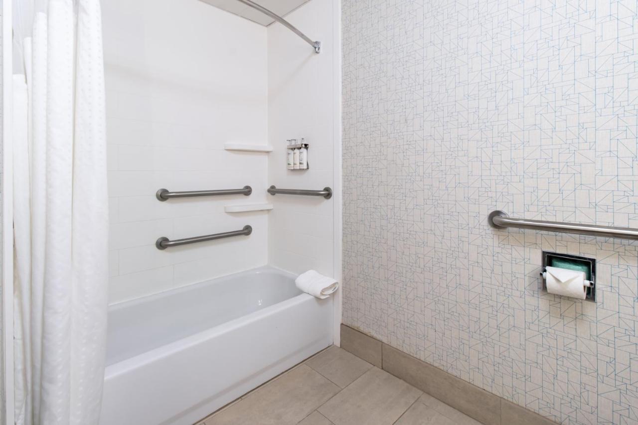 Holiday Inn Express Hotel & Suites Swansea By Ihg Εξωτερικό φωτογραφία