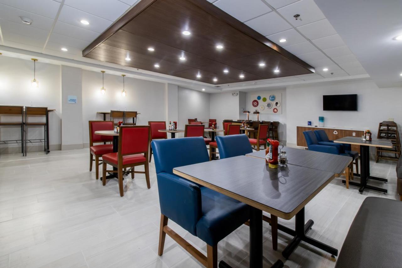 Holiday Inn Express Hotel & Suites Swansea By Ihg Εξωτερικό φωτογραφία