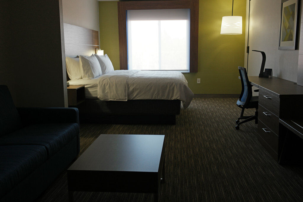 Holiday Inn Express Hotel & Suites Swansea By Ihg Εξωτερικό φωτογραφία
